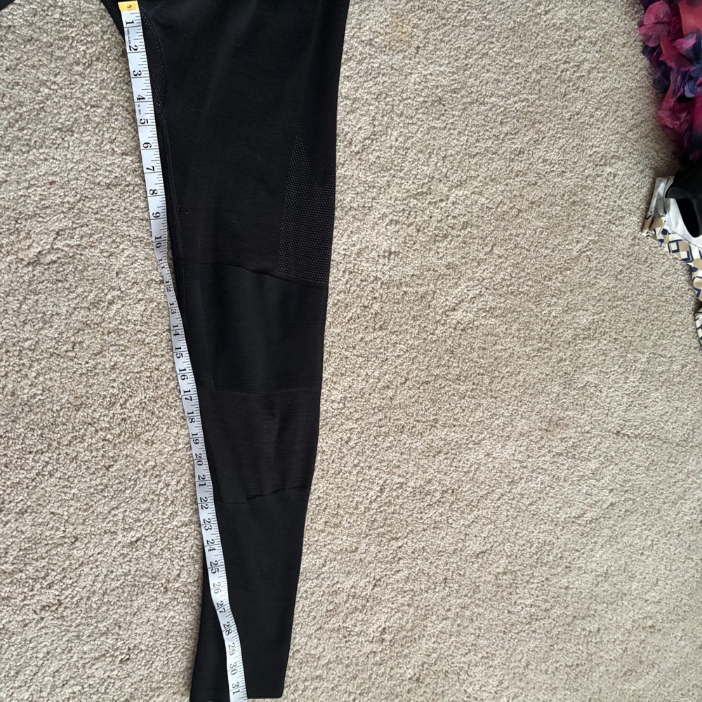 Skims everybody black activewear workout ankle leggings in onyx size large - Picture 15 of 16